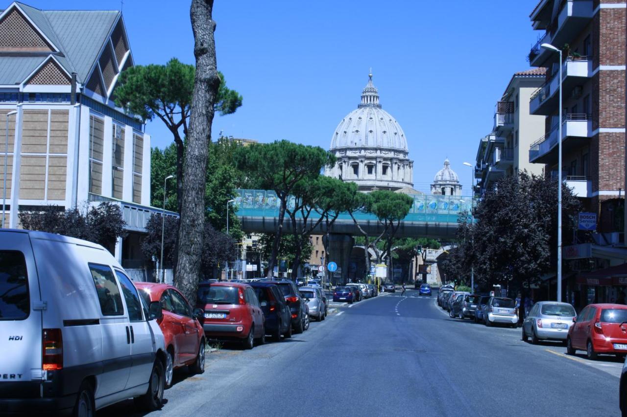 Vatican Luxury Home ローマ エクステリア 写真